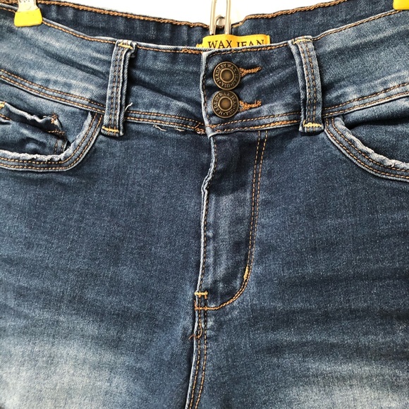 High waisted jean shorts - Picture 4 of 4